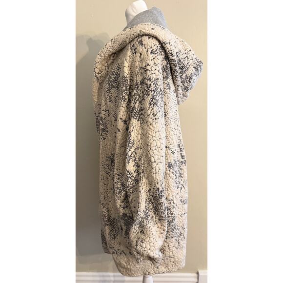FREE PEOPLE Knit Jacquard Cozy Hooded Dolman Sweater Jacket Size L - Picture 5 of 8